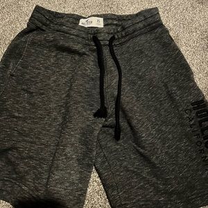 Hollister short for boys